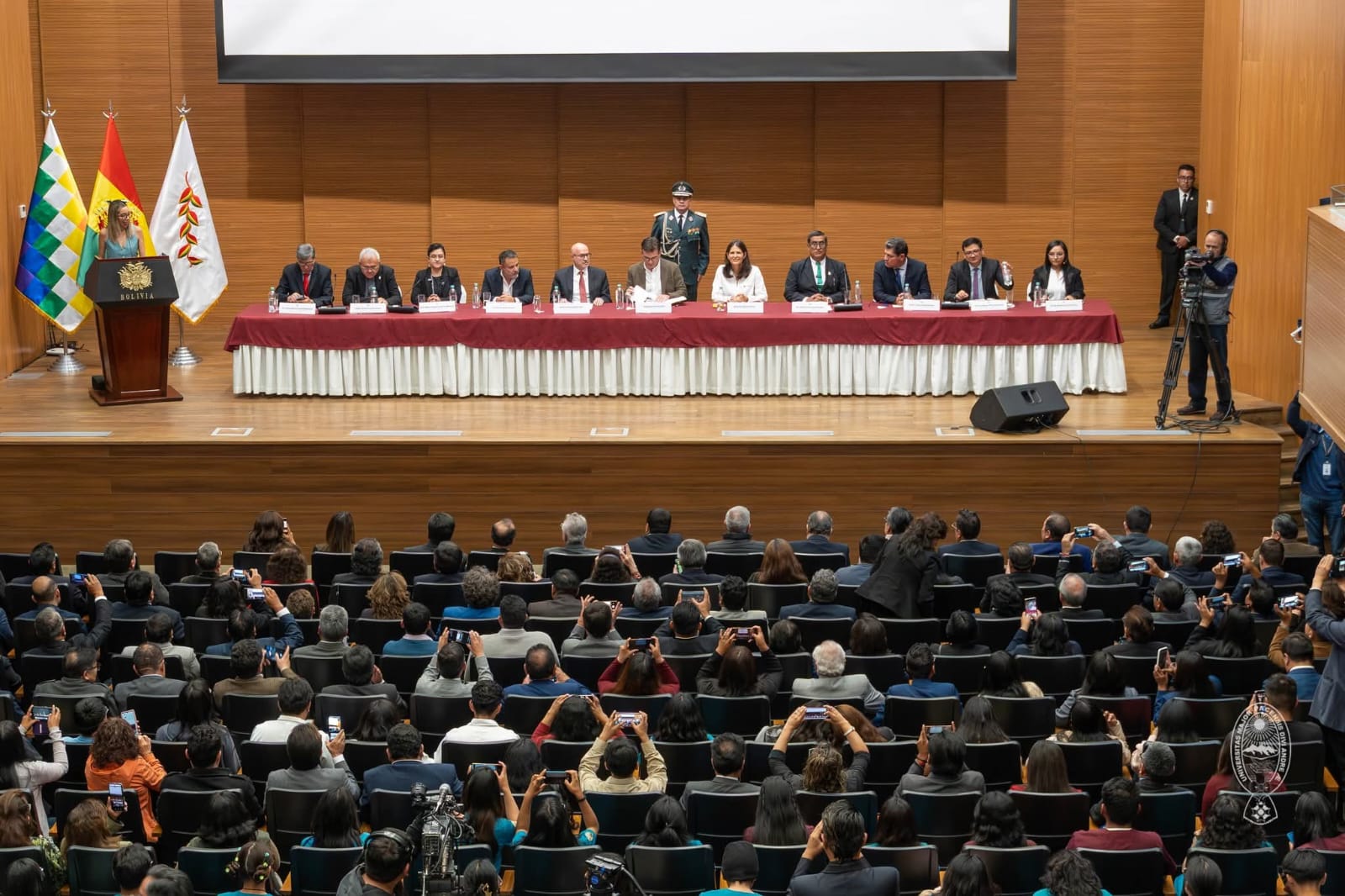 UMSA y el Gobierno sellan alianza estratégica para impulsar la ciudadanía digital y la educación superior